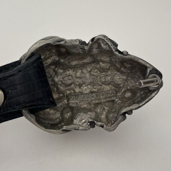 FAHRENHEIT Sculptural Frog Buckle Leather Statement Belt Connie Bates 28\